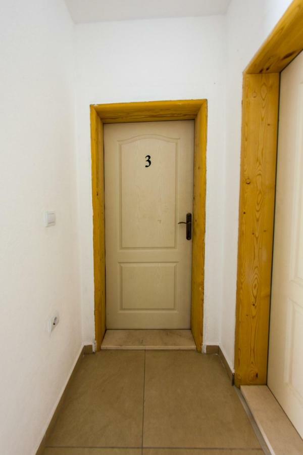 Kuca Bulajic Apartamento Budva Quarto foto